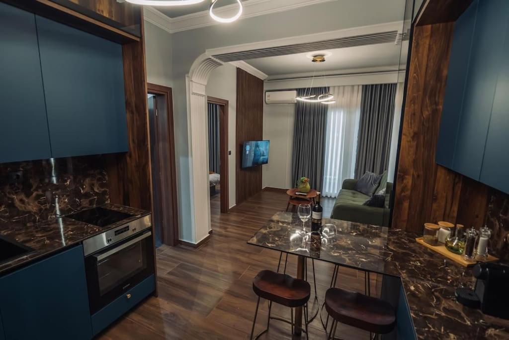 Individualliving 1 Excellent Central Location !!! سالونيك المظهر الخارجي الصورة